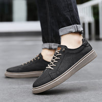 Low-Top Men’s Cowhide Leather Casual Sneakers – Breathable Board Shoes with Rubber Sole | Stylish Shoes